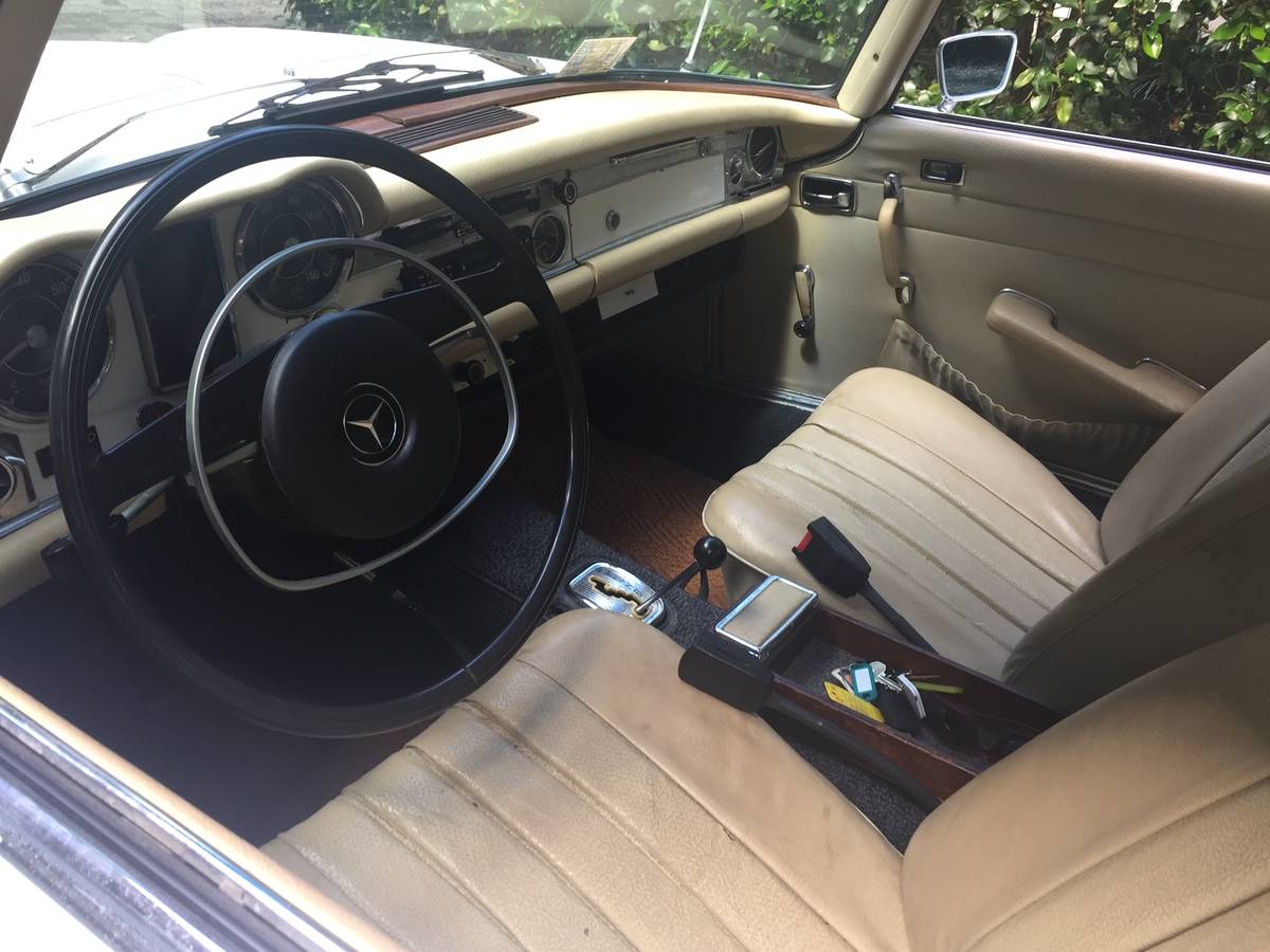 Mercedes-benz-280sl-1969-white-6