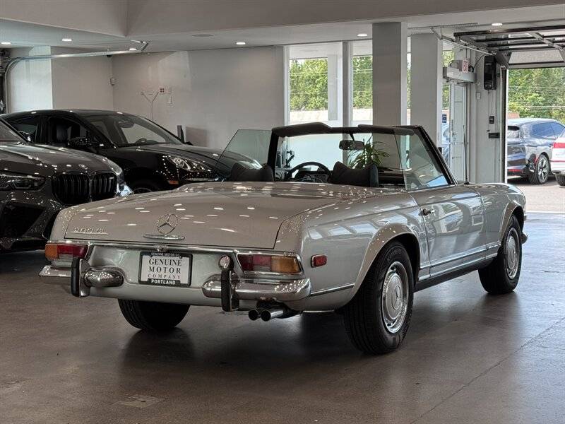Mercedes-benz-280sl-1970-silver-11