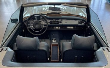 Mercedes-benz-280sl-1970-silver-19