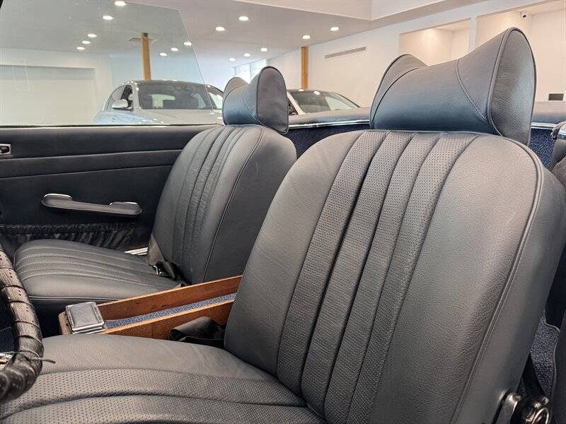 Mercedes-benz-280sl-1970-silver-21