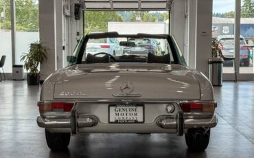 Mercedes-benz-280sl-1970-silver-9