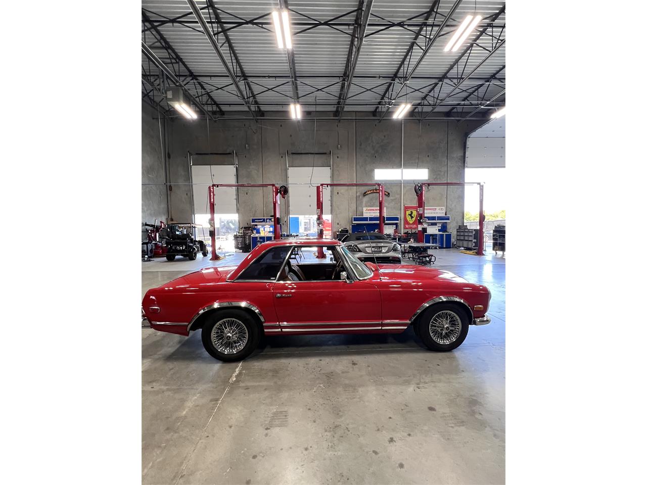 Mercedes-benz-280sl-1971-RED-TAN-4