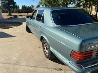Mercedes-benz-30-sd-diesel-1983-2