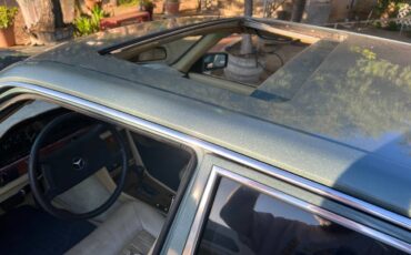 Mercedes-benz-30-sd-diesel-1983-4