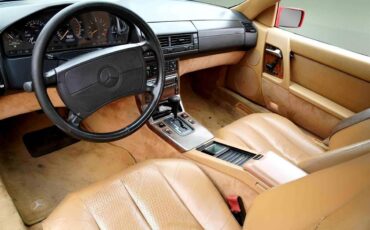 Mercedes-benz-300-1991-red-14