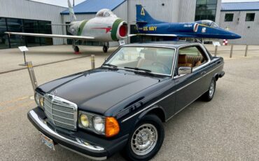 Mercedes-benz-300-300cdt-diesel-1985-blue-1