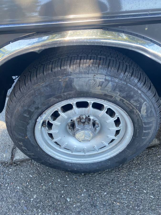 Mercedes-benz-300-300dt-diesel-1983-grey-14