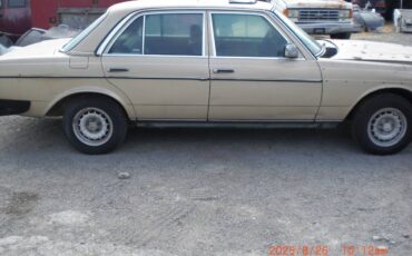 Mercedes-benz-300-300dtmercedes-benz-diesel-1984-yellow-7