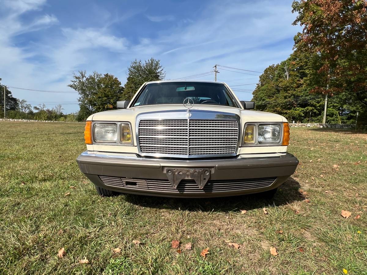 Mercedes-benz-300-300sd-diesel-1983-6