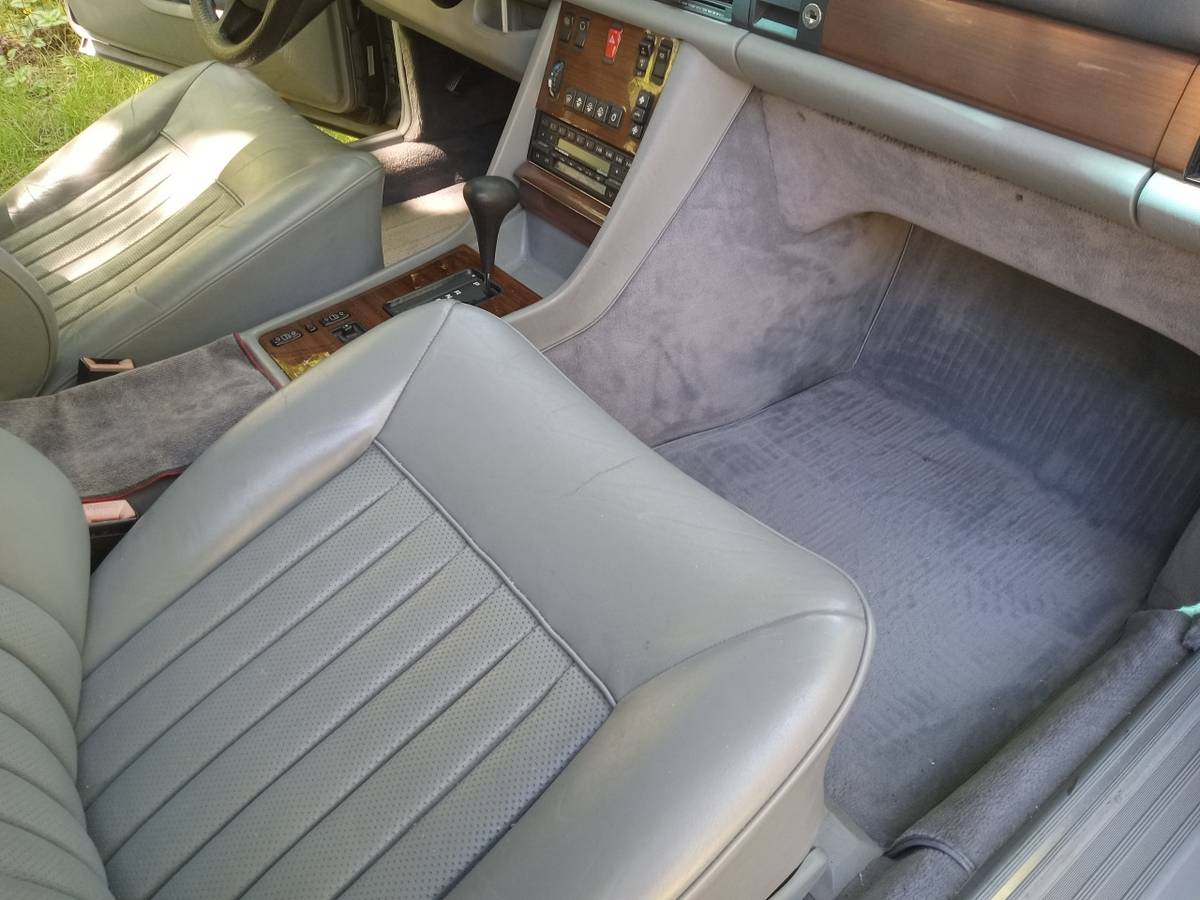 Mercedes-benz-300-sdl-diesel-1987-silver-12