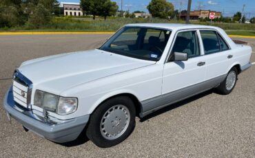 Mercedes-benz-300-se-1990-white