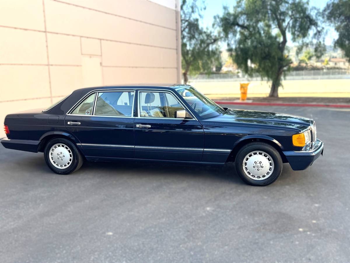 Mercedes-benz-300-sel-1990-blue-8