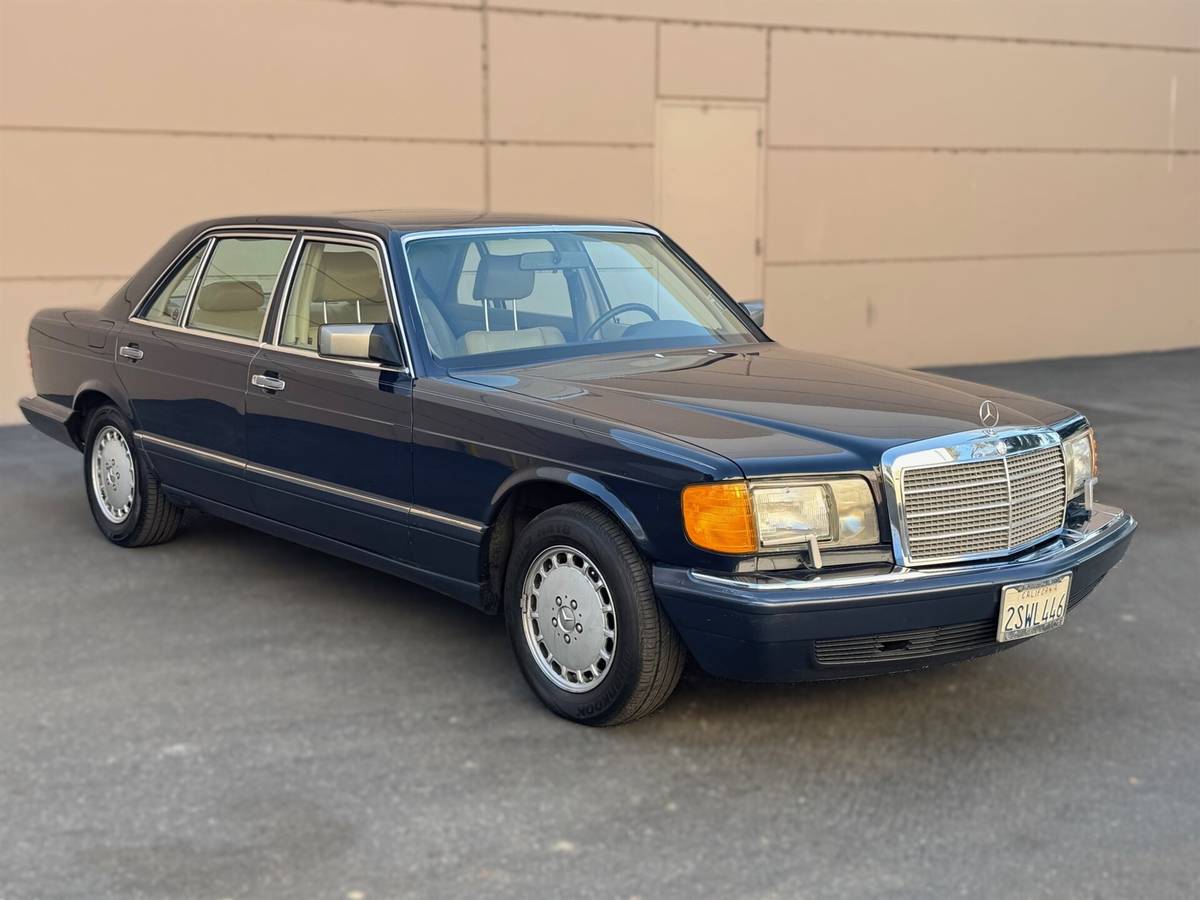 Mercedes-benz-300-sel-1990-blue