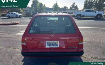 Mercedes-benz-300-te-wagon-4d-1993-6