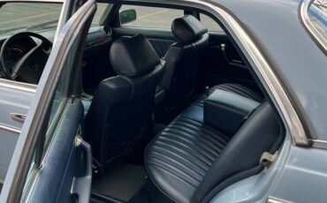 Mercedes-benz-300d-diesel-1985-4