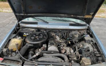 Mercedes-benz-300d-diesel-1985-8