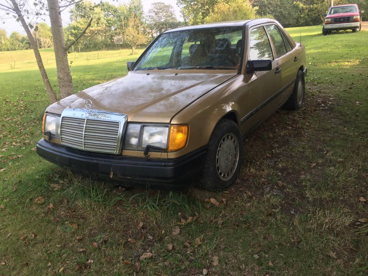 Mercedes-benz-300d-diesel-1987-custom