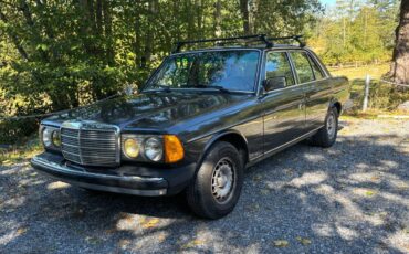 Mercedes-benz-300d-turbo-diesel-1985-grey