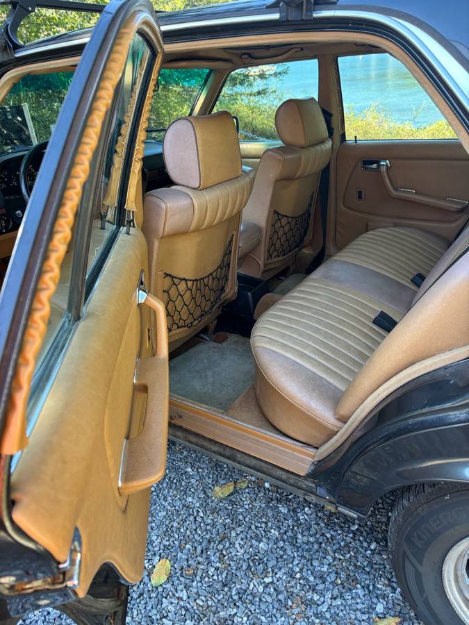 Mercedes-benz-300d-turbo-diesel-1985-grey-5