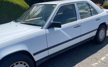 Mercedes-benz-300d-turbo-diesel-1987-white-1