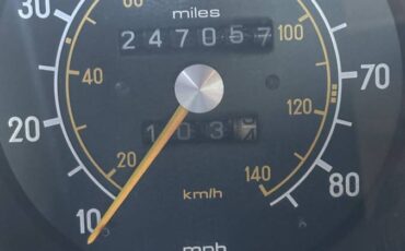 Mercedes-benz-300d-turbodiesel-1982-brown-4