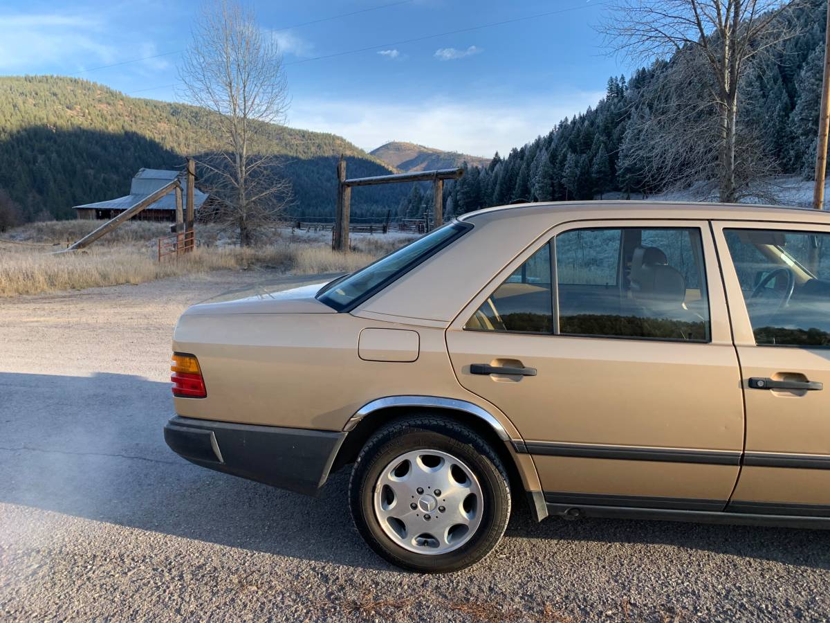Mercedes-benz-300dt-diesel-1987-4