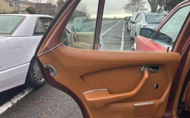 Mercedes-benz-300sd-diesel-1980-red-5