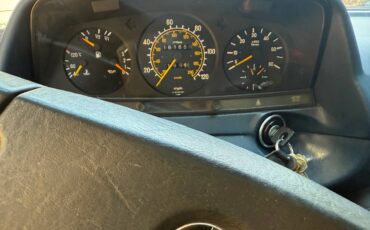 Mercedes-benz-300td-diesel-1983-blue