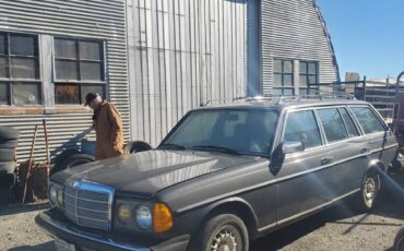 Mercedes-benz-300td-diesel-1985-grey