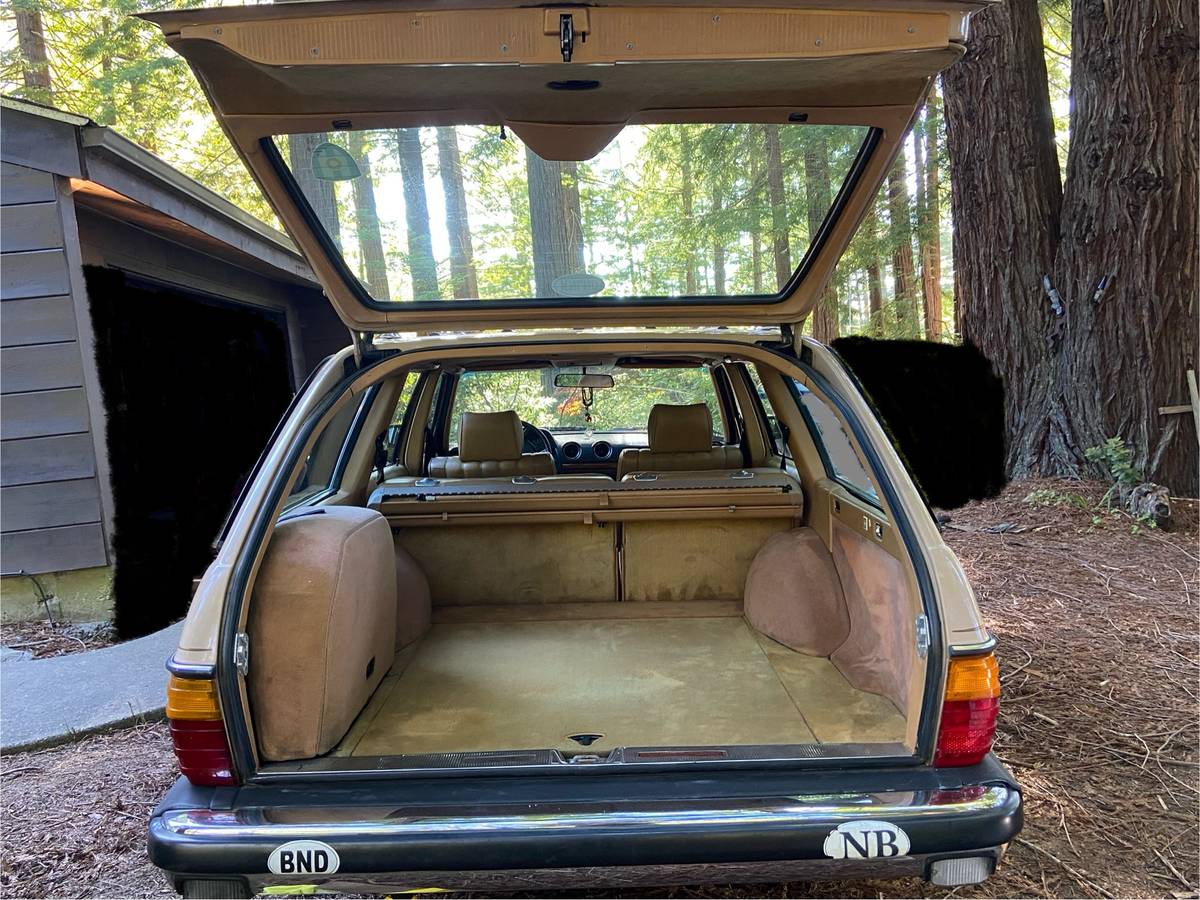 Mercedes-benz-300td-wagon-diesel-1983-12