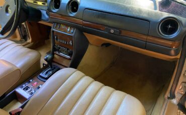 Mercedes-benz-300td-wagon-diesel-1983-7
