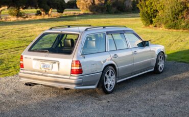 Mercedes-benz-300te-24-3.4-amg-1991-10