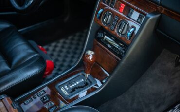 Mercedes-benz-300te-24-3.4-amg-1991-11