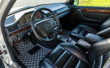 Mercedes-benz-300te-24-3.4-amg-1991-16
