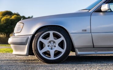Mercedes-benz-300te-24-3.4-amg-1991-5