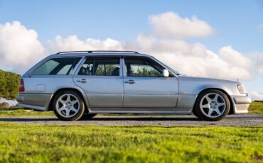 Mercedes-benz-300te-24-3.4-amg-1991-7