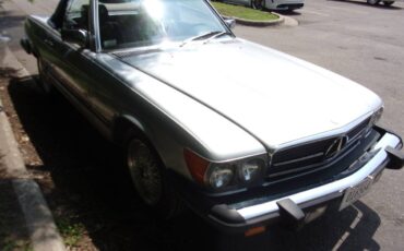 Mercedes-benz-380-1982-blue-11
