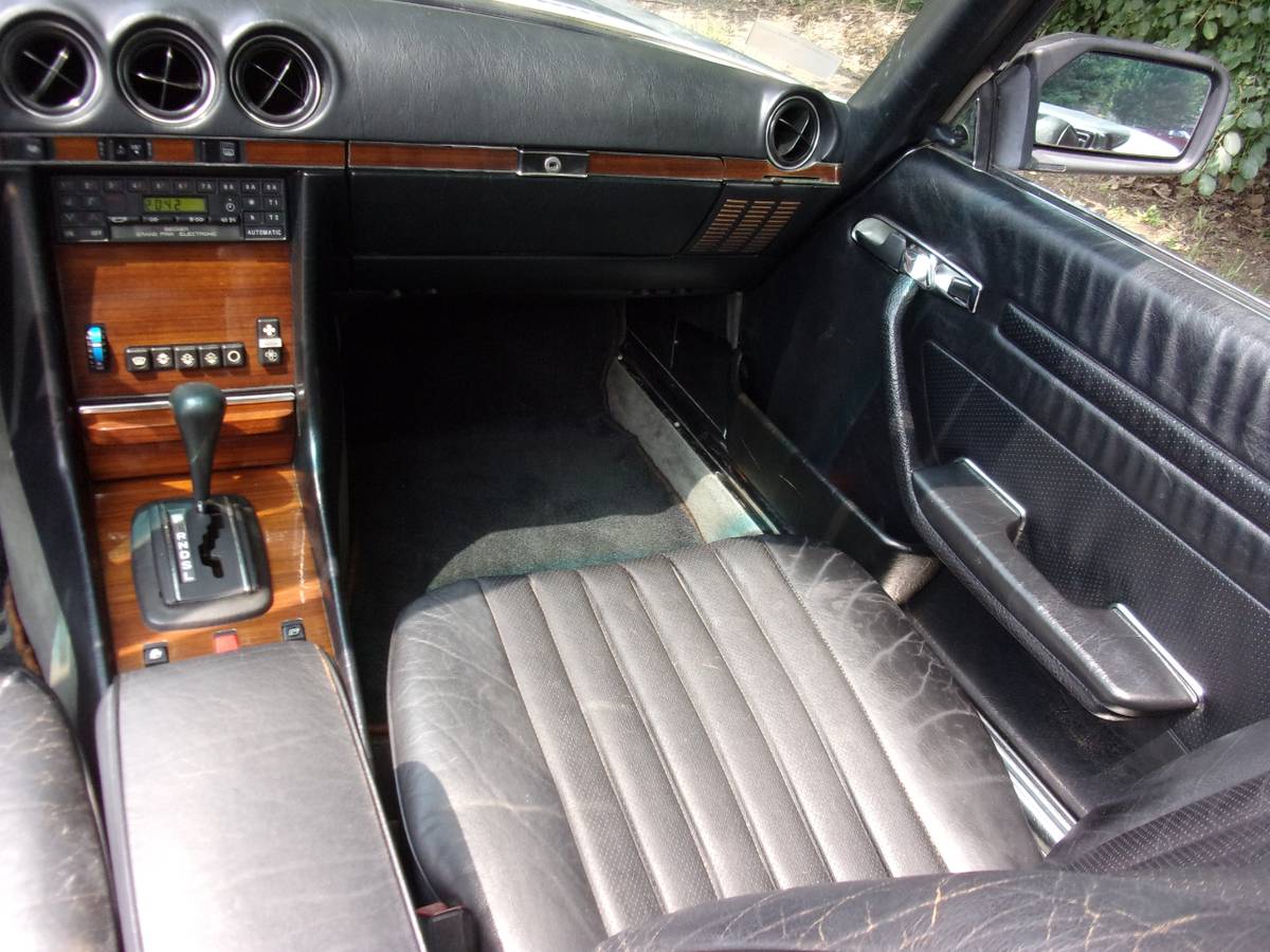Mercedes-benz-380-1982-blue-23