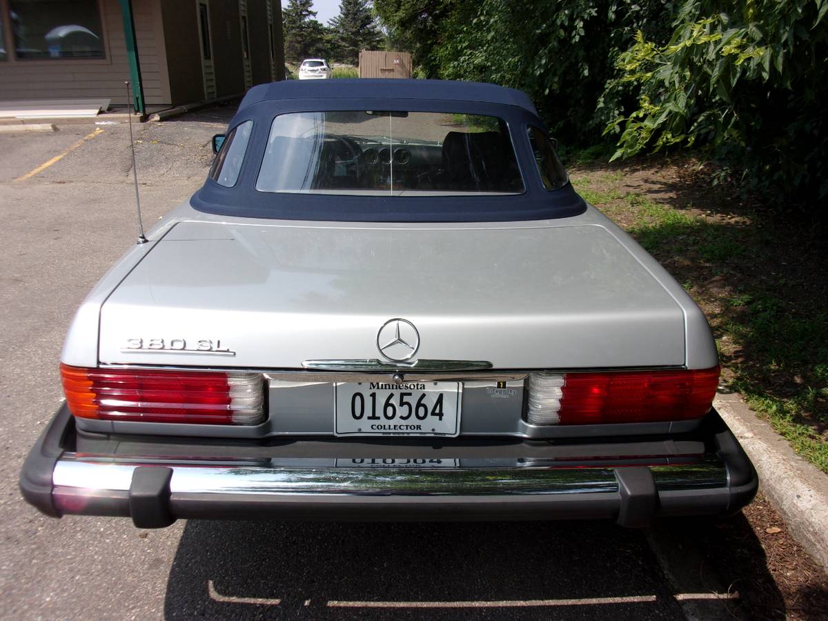 Mercedes-benz-380-1982-blue-6