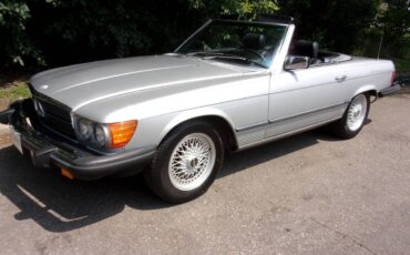 Mercedes-benz-380-1982-blue-7