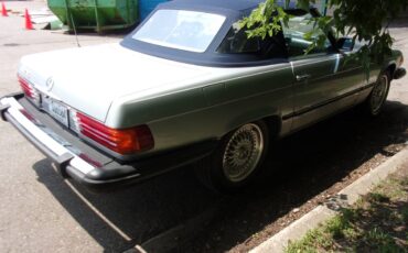 Mercedes-benz-380-1982-blue-9