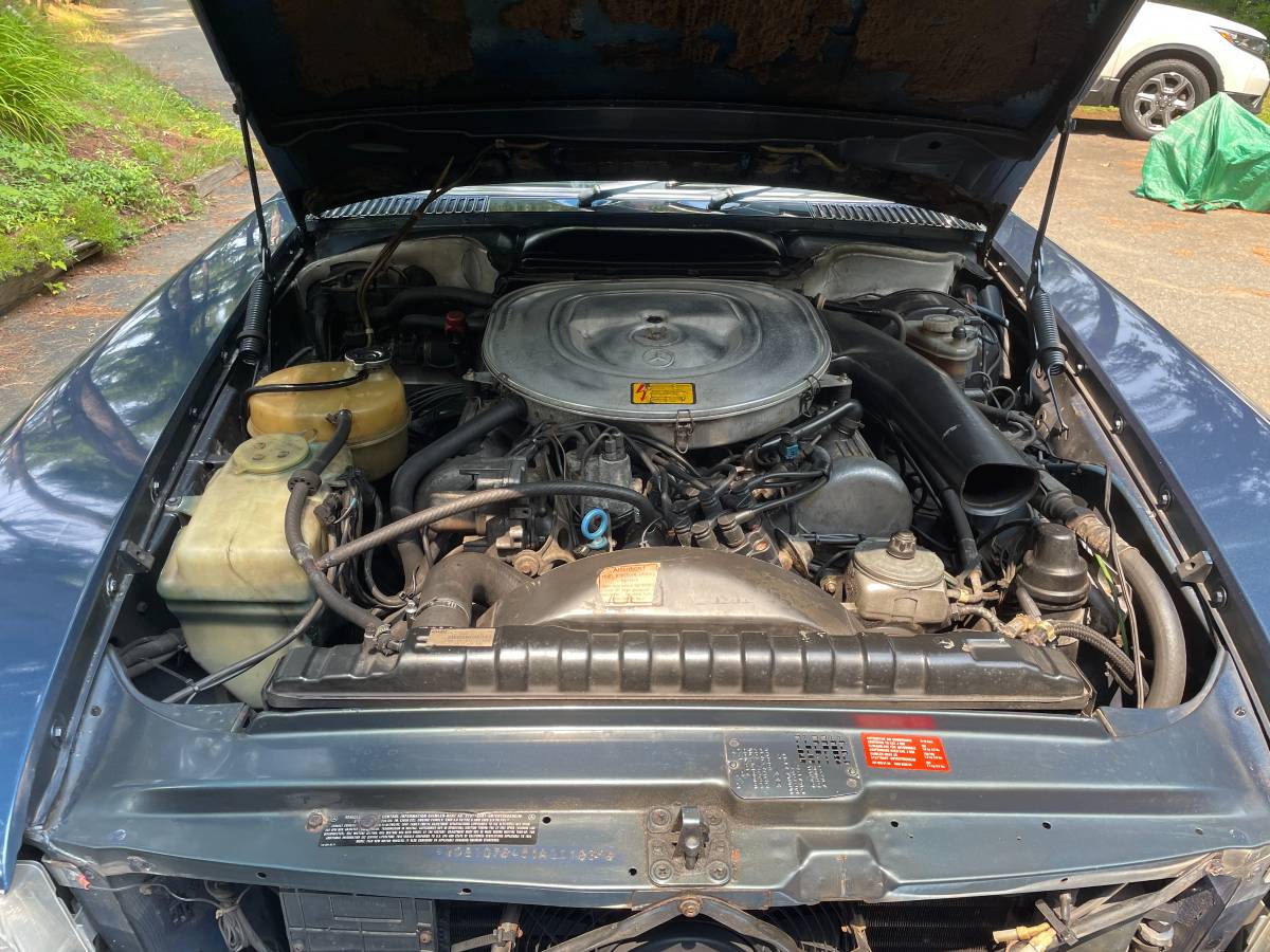 Mercedes-benz-380-380sl-1984-blue-4