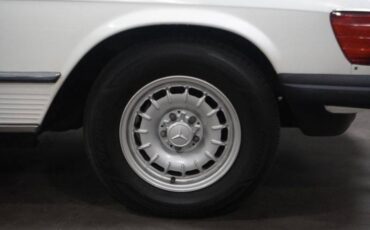 Mercedes-benz-380-class-1985-white-10
