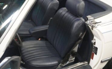 Mercedes-benz-380-class-1985-white-15