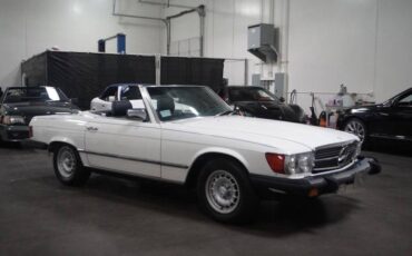 Mercedes-benz-380-class-1985-white-3