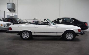 Mercedes-benz-380-class-1985-white-4
