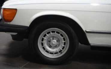 Mercedes-benz-380-class-1985-white-8