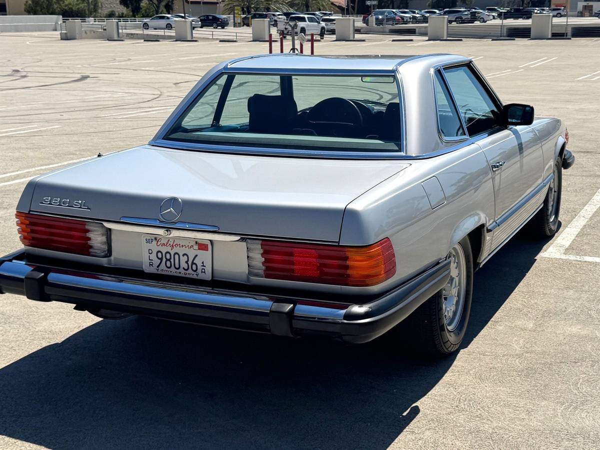Mercedes-benz-380-class-380-sl-1984-silver-15
