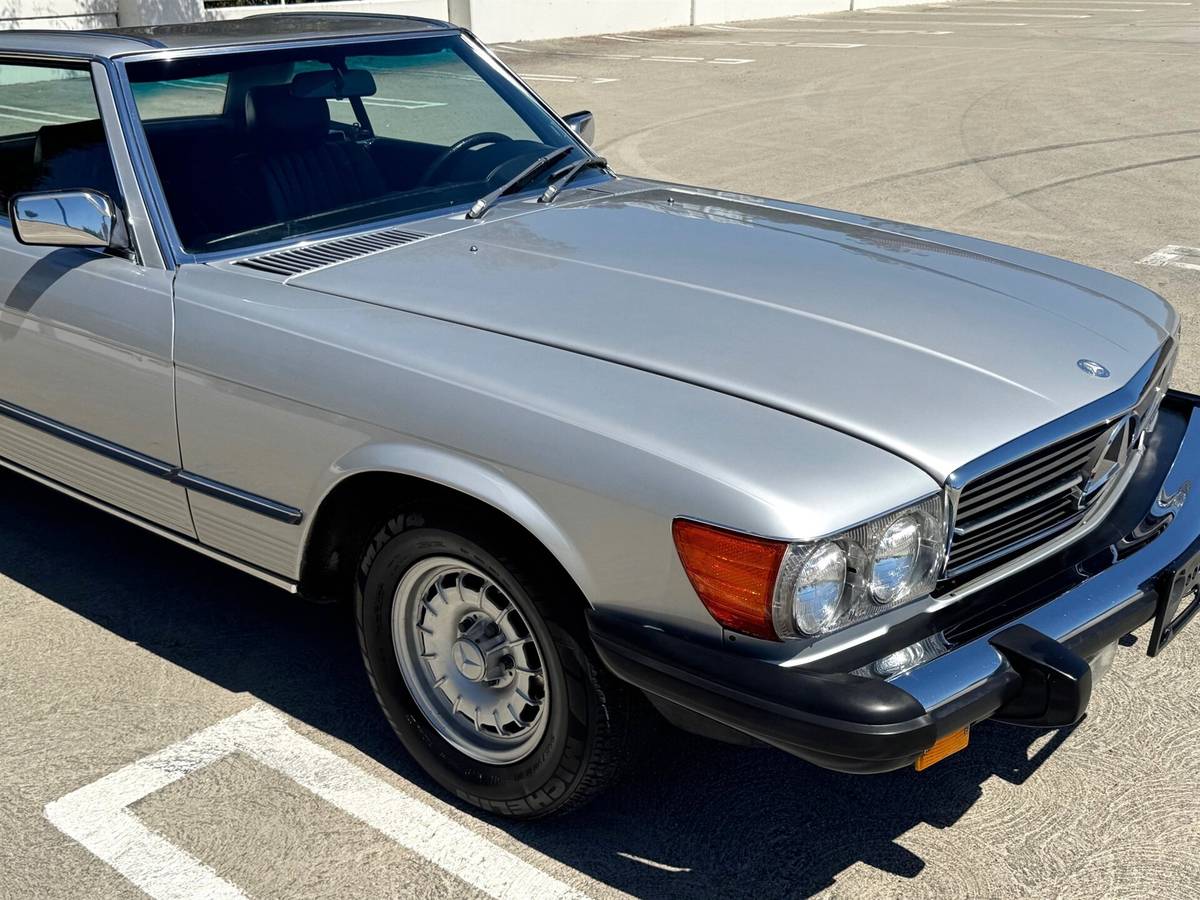 Mercedes-benz-380-class-380-sl-1984-silver-20
