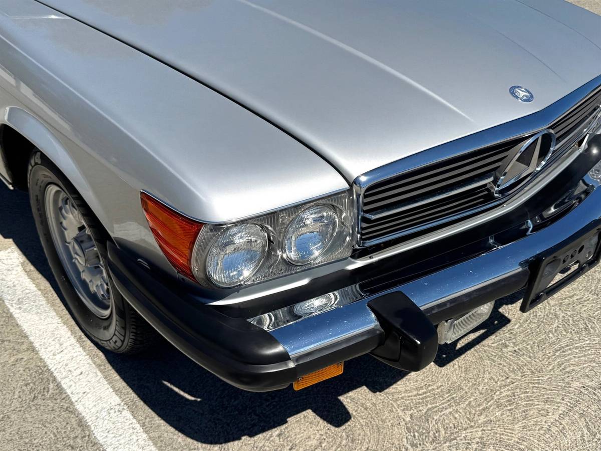 Mercedes-benz-380-class-380-sl-1984-silver-21
